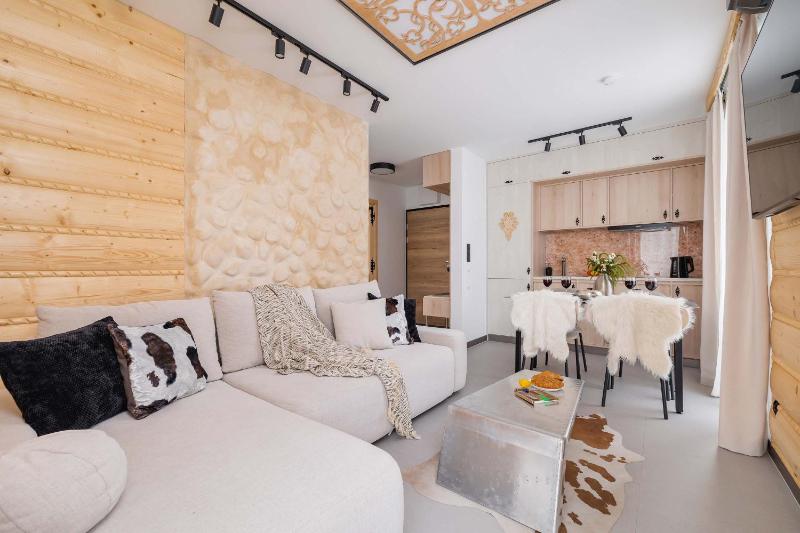 SnowHill Apartment by Rent like home - image 38