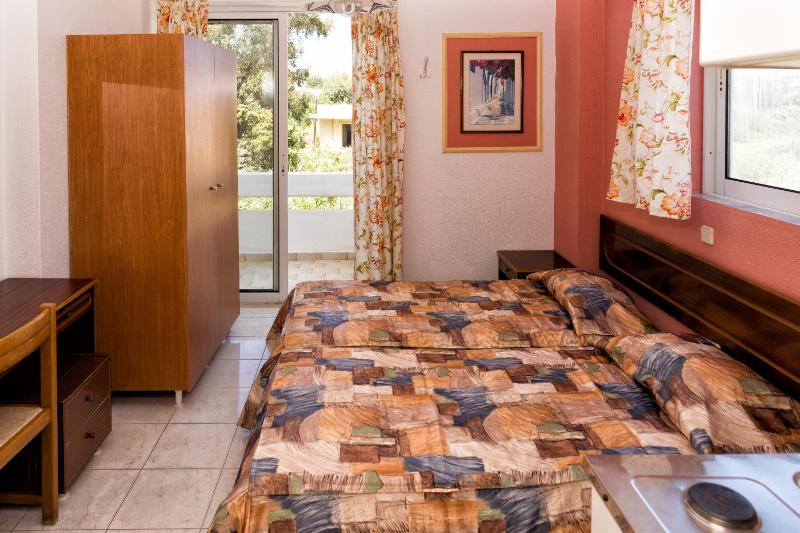 Aphrodite Apartments - image 9