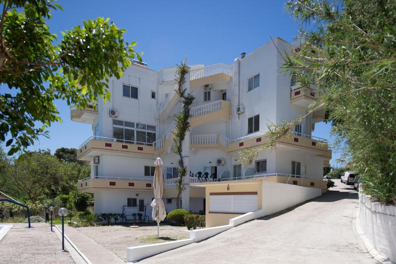 Aphrodite Apartments - image 8
