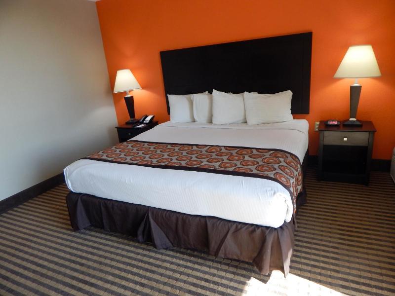 King Room - Non-Smoking image 3