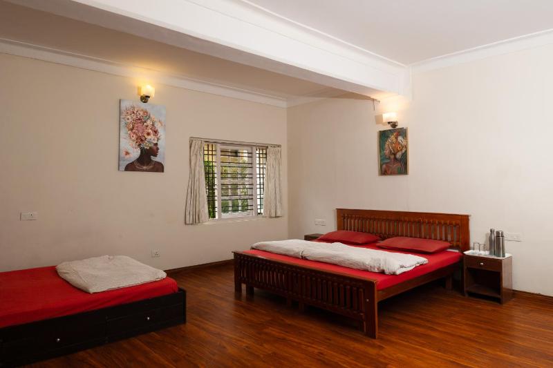 Colonels inn - image 2