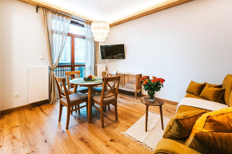 VisitZakopane Apartament Miodowy - image 5