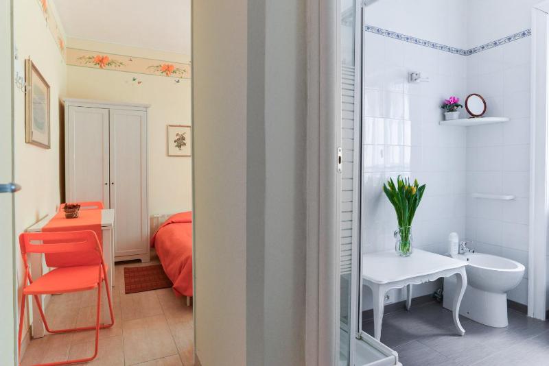 Small Double or Twin Room image 1