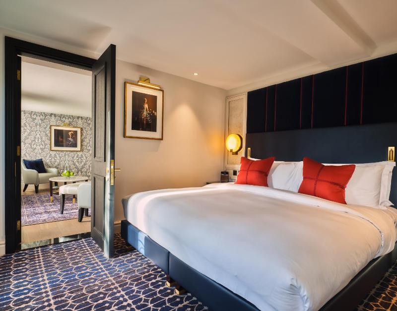 Suite with Terrace image 3