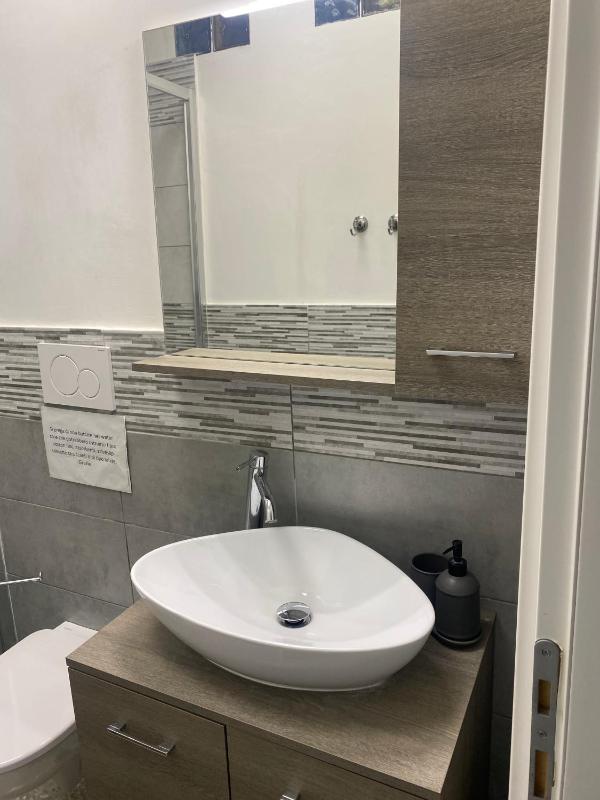 Double Room with Private Bathroom image 2