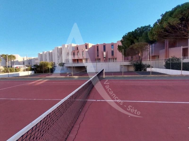STUDIO 4 PERS RES 1ERE LIGNE MER AVEC PISCINE - image 15