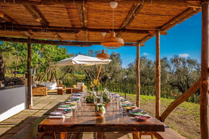 Villa Aprea luxury villa with stunning views and private heated pool - image 15