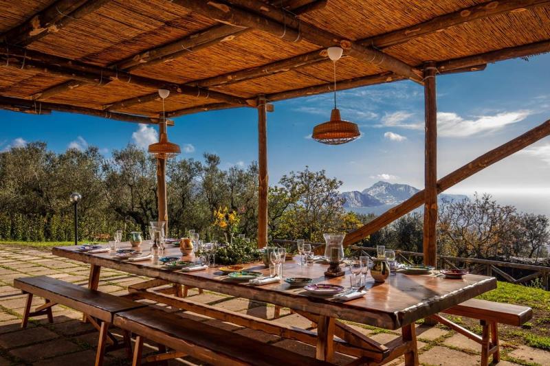 Villa Aprea luxury villa with stunning views and private heated pool - image 40