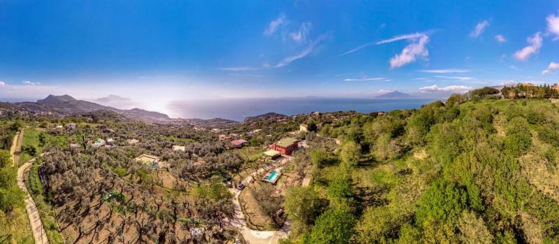 Villa Aprea luxury villa with stunning views and private heated pool - image 27