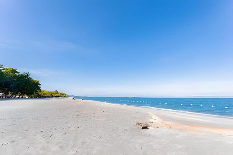 Modern and cozy Beachfront house Santa Marta 7pax - image 49