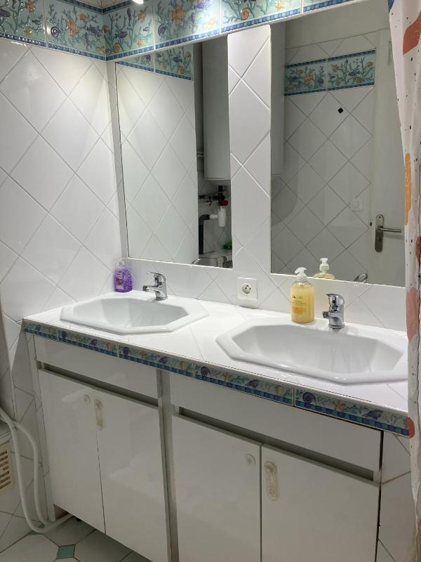 Appartement F3 proche de la mer - image 8