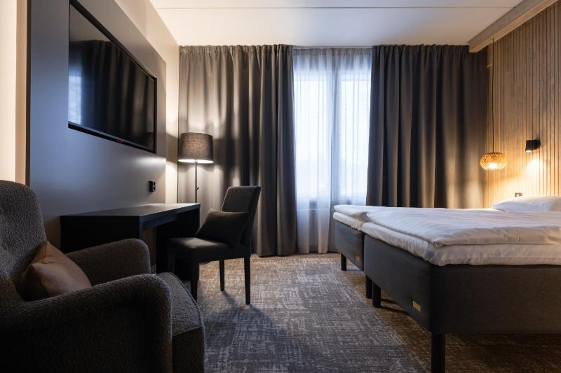 Superior Twin Room with Sauna image 1
