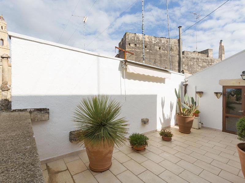 Double Room with Terrace image 4