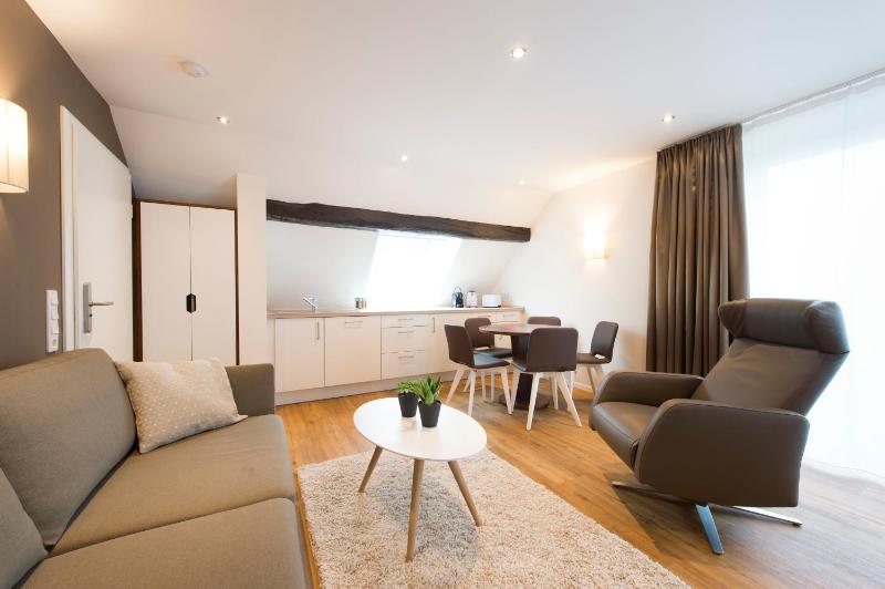 Deluxe Apartment image 3