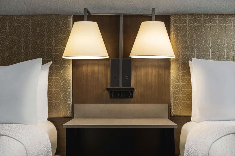 Queen Room with Two Queen Beds and Sofa Bed - Non-Smoking