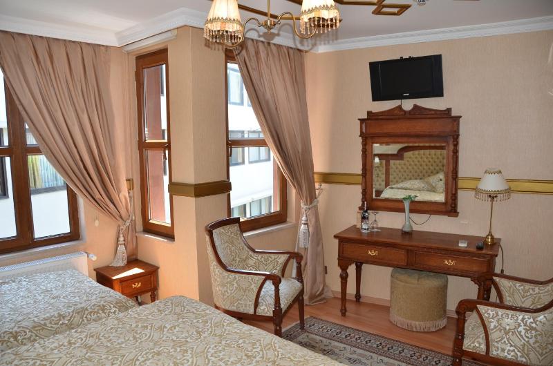 Triple Room image 4