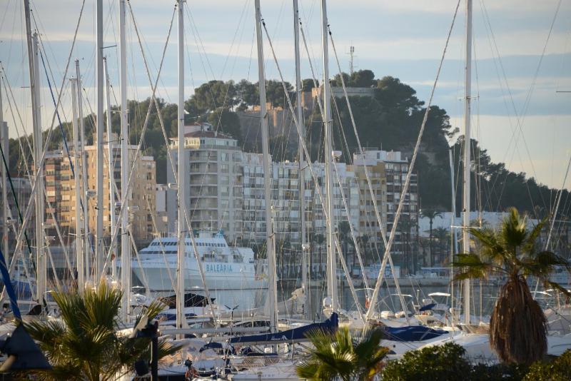 Apartamento Marina Puente Romano - image 11