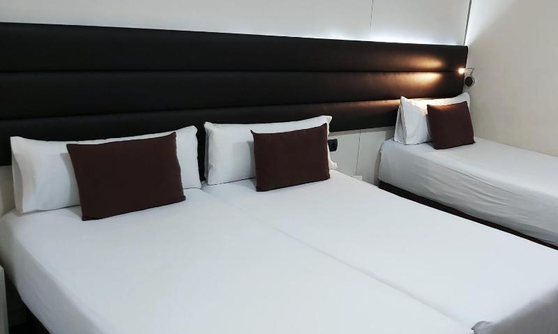 Triple Room image 1