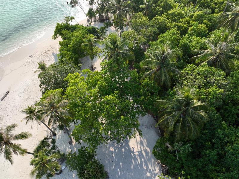 Kinbi Private Villa - Goidhoo - image 14