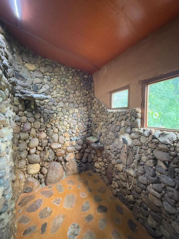 Rustic Cottage - image 10