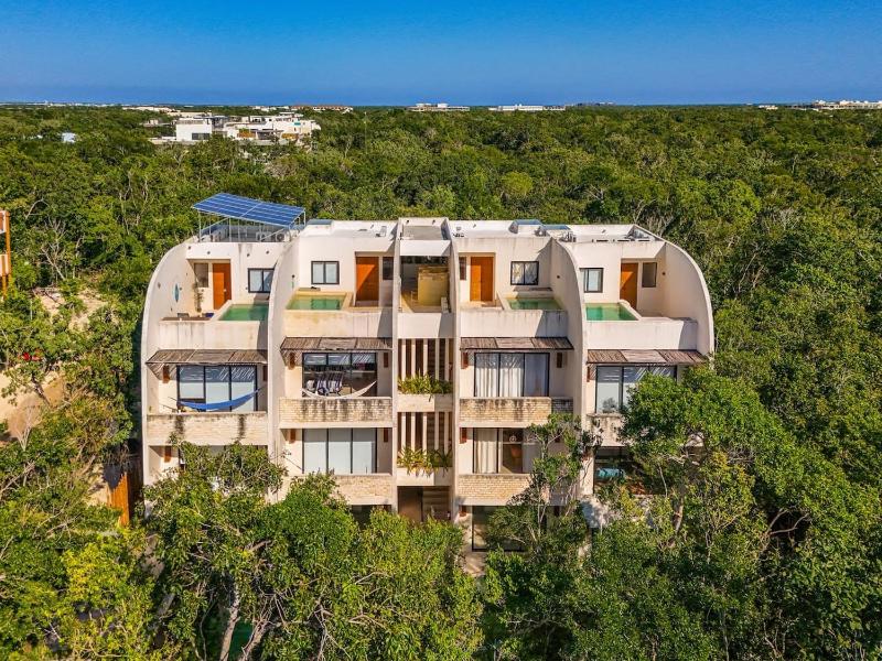 Lux 1 BR with Rooftop Pool in Tulum Jungle at Paraiso - image 30