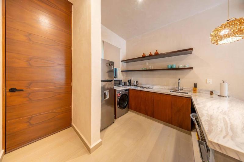 Lux 1 BR with Rooftop Pool in Tulum Jungle at Paraiso - image 24