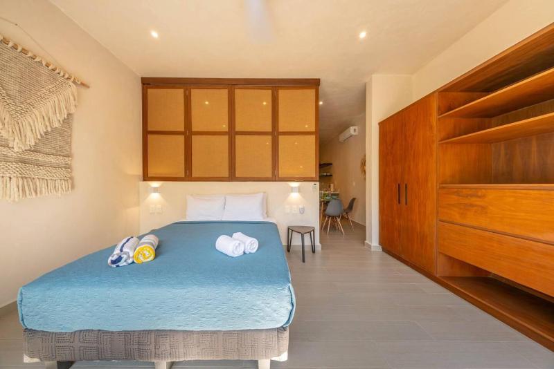 Lux 1 BR with Rooftop Pool in Tulum Jungle at Paraiso - image 8