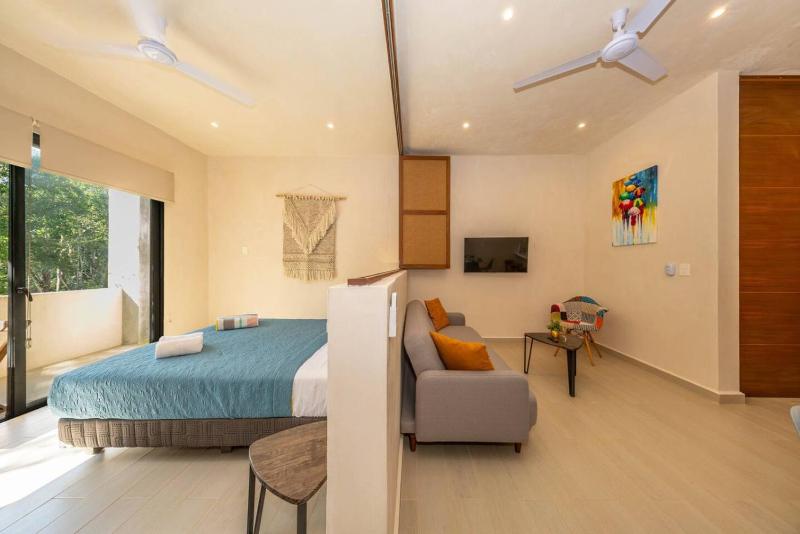 Lux 1 BR with Rooftop Pool in Tulum Jungle at Paraiso - image 13