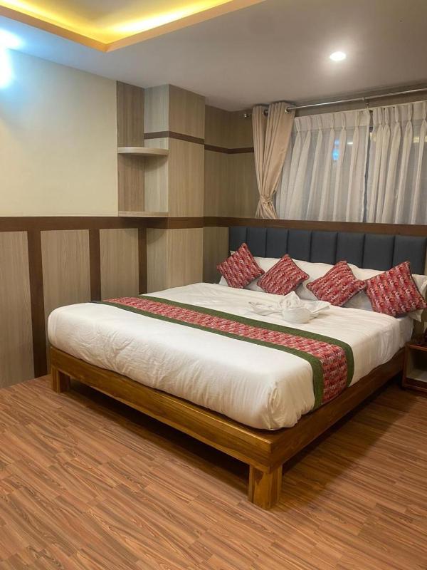 Hotel Middle Temple Pvt Ltd - image 8