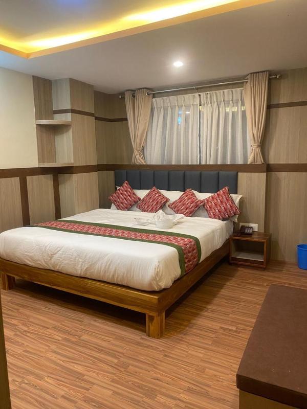Hotel Middle Temple Pvt Ltd - image 4