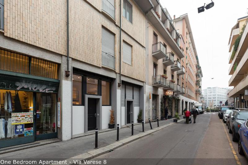  Appartamento con 1 Camera da Letto - Via Varese 8 image 3