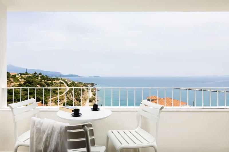 Junior Suite with Sea View image 2