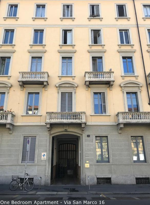 One-Bedroom Apartment-Via San Marco 16 image 3