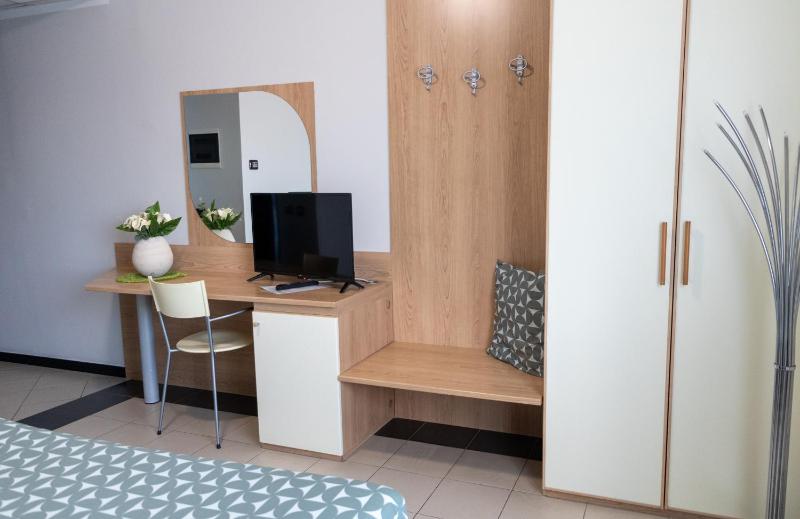 Double Room image 1