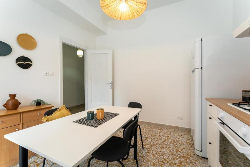 Bohemien House Catania by Harmony House - image 10