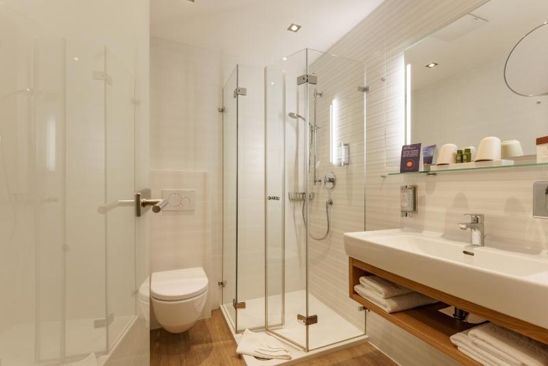 Double Room image 1