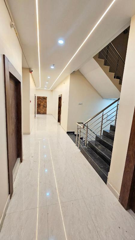 Ojas Royale - Banquet and Hotel - image 2