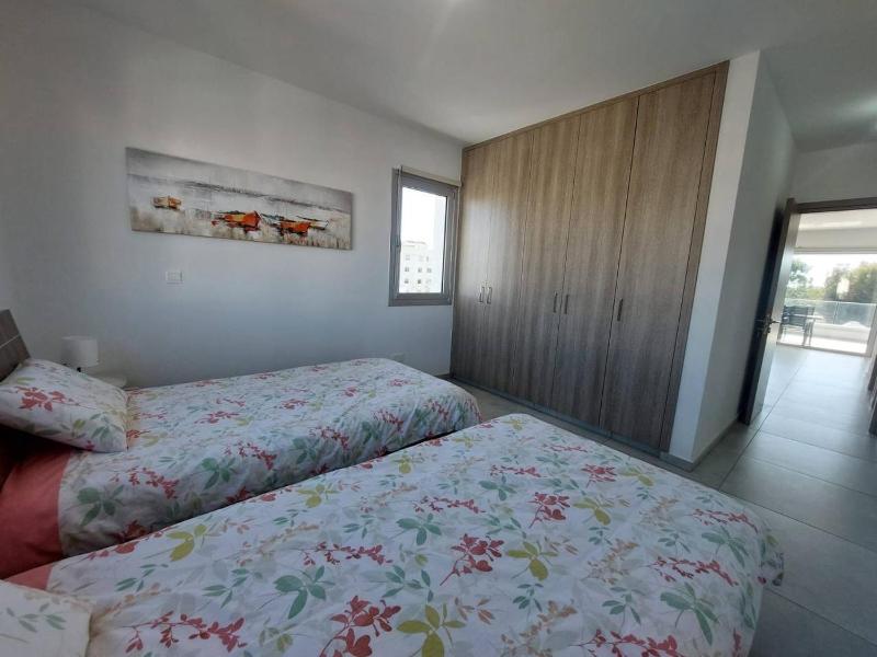 Luxury 2 bedroom apartment 301 - image 13