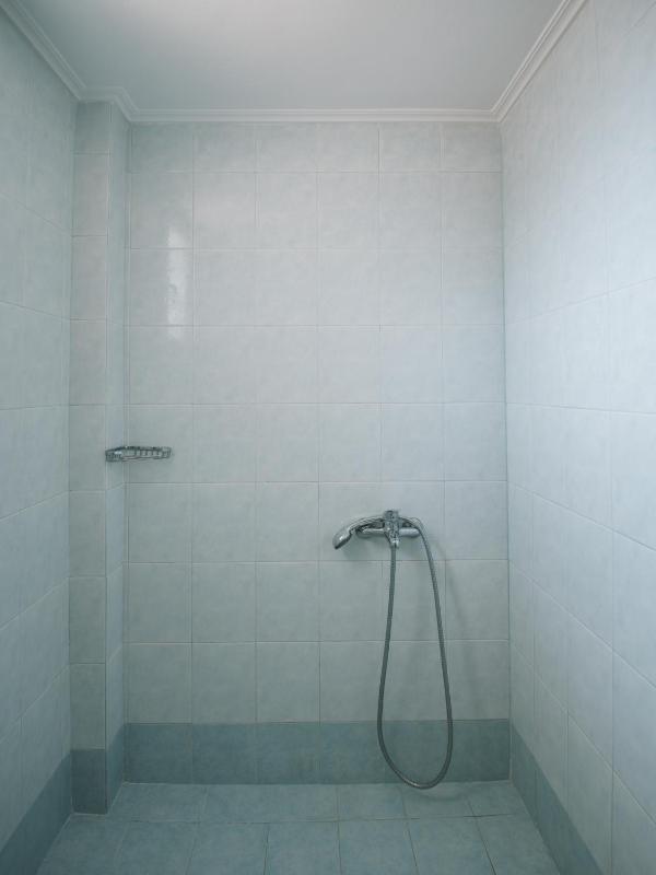 Double Room image 3