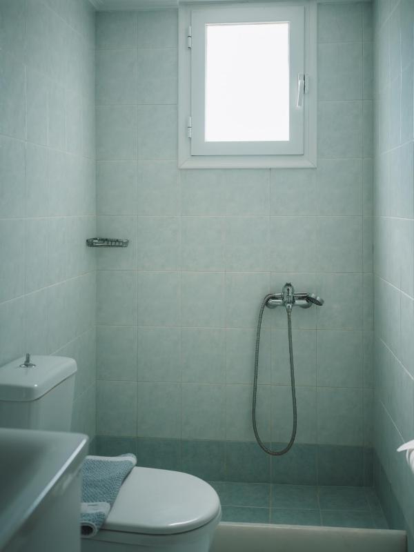 Standard Double Room image 3