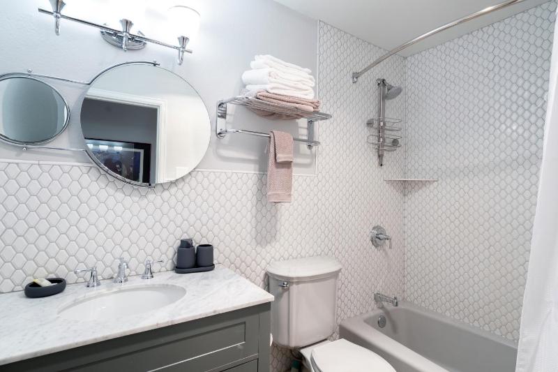 One block walk to gondola ski lockers downstairs River Trail close by! - image 9