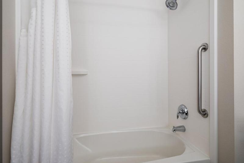Standard Room image 2