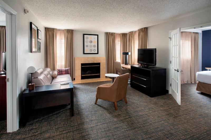 Two-Bedroom Suite image 1