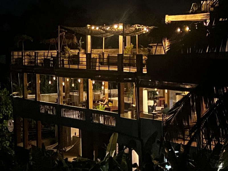 Coconut Surf Inn - image 7