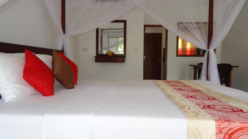 Hotel Corona - image 24