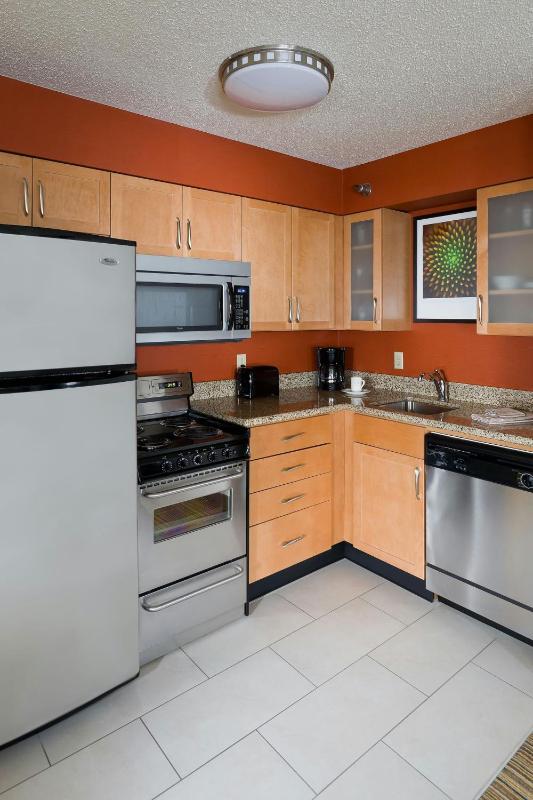 Two-Bedroom Suite with Fireplace image 3