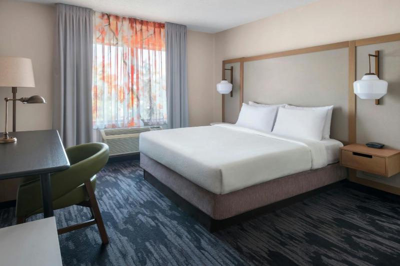 King Room image 1