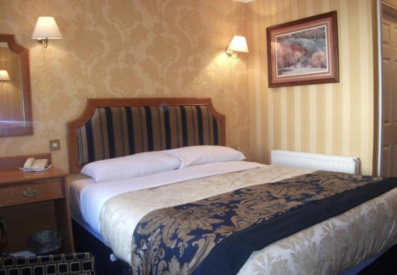 Superior Double Room image 1