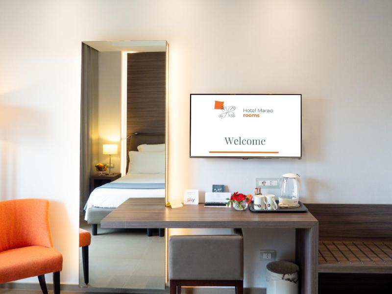 Double Room with Sea View image 1