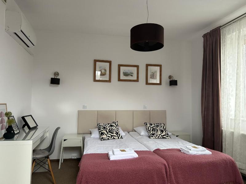 Triple Room image 2